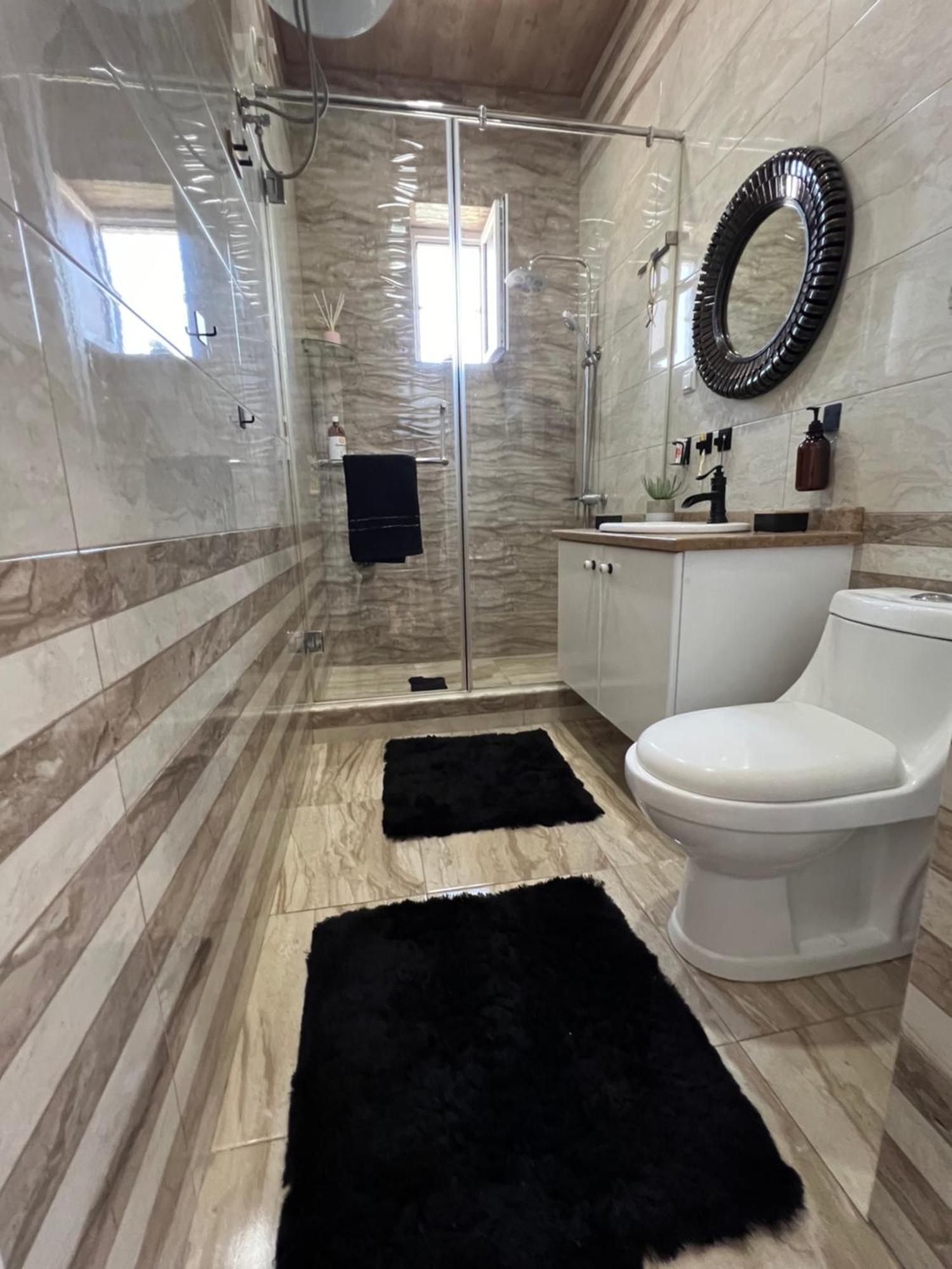 Yerevan Modern Holiday Apartment Екстериор снимка